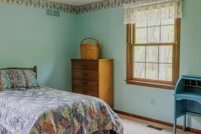 2895 Parkway Place, Hartland, MI 48353 - Photo 25