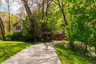 2895 Parkway Pl, Hartland, MI 48353 - Photo 3