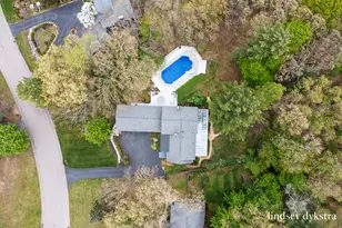 2814 Burrwick Dr SE, Grand Rapids, MI 49546 - Photo 3