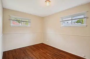 23870 Beacon Dr, Farmington, MI 48336 - Photo 23