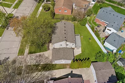 23870 Beacon Drive, Farmington, MI 48336 - Photo 41