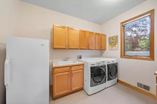 445 Huntington Dr, Ann Arbor, MI 48104 - Photo 31