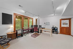 445 Huntington Dr, Ann Arbor, MI 48104 - Photo 57