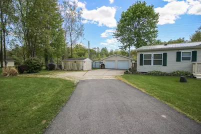 12425 M-60, Jones, MI 49061 - Photo 3