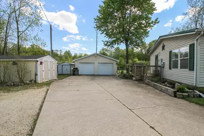 12425 M-60, Jones, MI 49061 - Photo 5