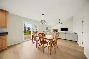 3709 Briar Pkwy, Ann Arbor, MI 48108 - Photo 9