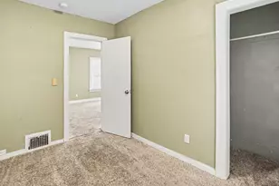 1656 Park St, Muskegon, MI 49441 - Photo 7
