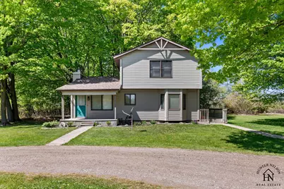 8255 Alpine Avenue NW, Sparta, MI 49345 - Photo 5