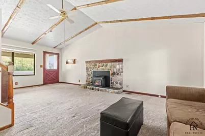 8255 Alpine Avenue NW, Sparta, MI 49345 - Photo 9