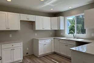 111 E Princess Dr, Brooklyn, MI 49230 - Photo 11