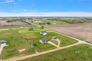 8760 Van Buren St, Zeeland, MI 49464 - Photo 41