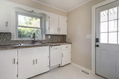 8929 Waruf Avenue, Portage, MI 49002 - Photo 9