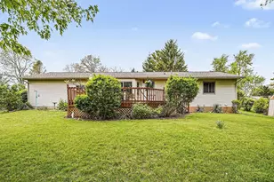 8249 Kimble Dr, Pinckney, MI 48169 - Photo 21