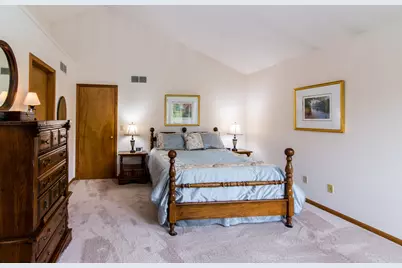 1324 Darlington Circle, Saline, MI 48176 - Photo 29