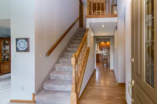 1324 Darlington Cir, Saline, MI 48176 - Photo 5