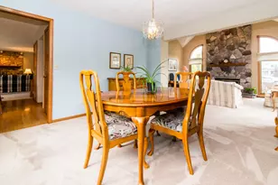 1324 Darlington Cir, Saline, MI 48176 - Photo 13