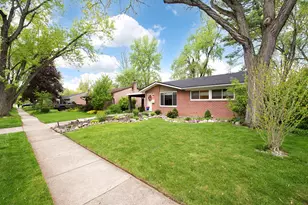 562 Rosemont Ave, Saline, MI 48176 - Photo 9