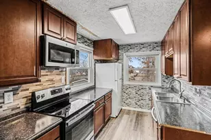 211 North Dr, Brooklyn, MI 49230 - Photo 5