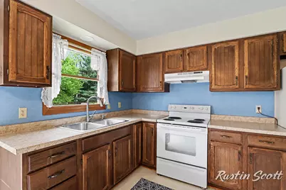 7734 S 8th Street, Kalamazoo, MI 49009 - Photo 9