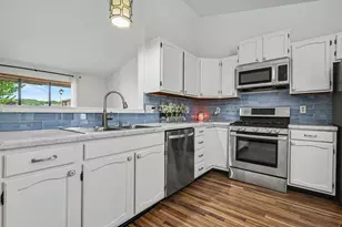 4671 Southstone Dr SE, Grand Rapids, MI 49548 - Photo 5