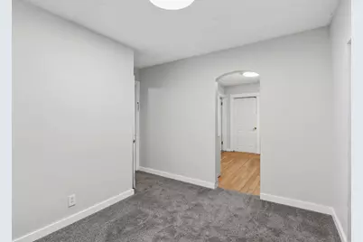 2533 S Washington Avenue, Lansing, MI 48910 - Photo 9