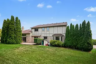 17107 Maple Hill Dr, Northville, MI 48168 - Photo 61