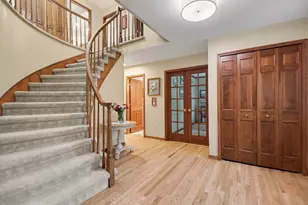 17107 Maple Hill Dr, Northville, MI 48168 - Photo 5