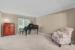 17107 Maple Hill Dr, Northville, MI 48168 - Photo 15