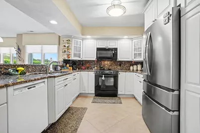 355 W Columbia Avenue W #104, Battle Creek, MI 49015 - Photo 3