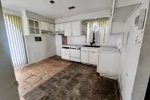 20043 Wyoming Ave, Detroit, MI 48221 - Photo 5