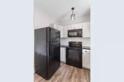 408 Van Raalte Avenue, Holland, MI 49423 - Photo 25