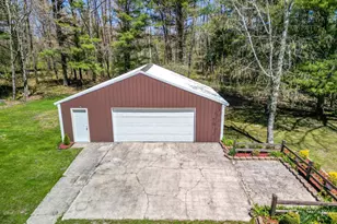 10343 N Walnut Ave, Bitely, MI 49309 - Photo 5