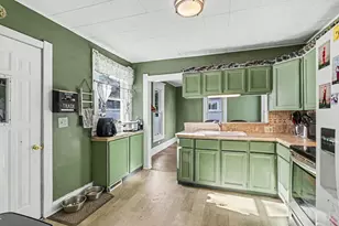 73 Rippon Ave, Hillsdale, MI 49242 - Photo 9