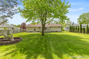 14169 Carol St, Holland, MI 49424 - Photo 27
