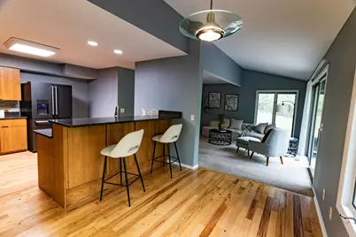 7170 Hawthorn Valley Avenue, Kalamazoo, MI 49009 - Photo 15