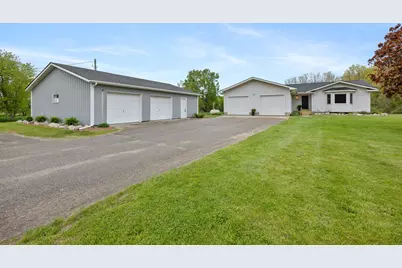 2173 130th Avenue, Hopkins, MI 49328 - Photo 3
