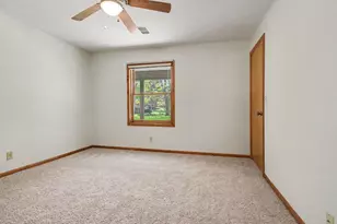 3119 W Maple Villa Dr SE, Grand Rapids, MI 49508 - Photo 27