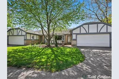3119 W Maple Villa Drive SE, Grand Rapids, MI 49508 - Photo 3