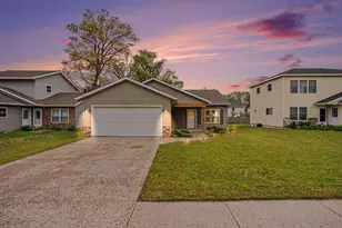 495 W 24th St, Holland, MI 49423 - Photo 1