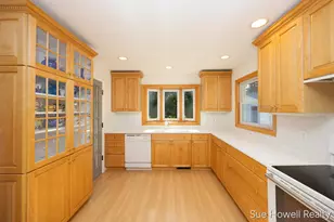 2102 Ontonagon Ave SE, Grand Rapids, MI 49506 - Photo 11