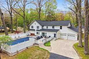 385 Marquette Ave, Holland, MI 49424 - Photo 1