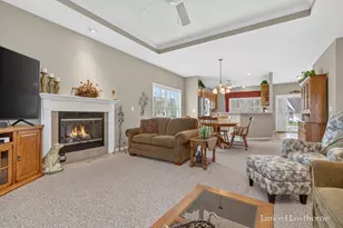 642 W Woodlawn Ave, Hastings, MI 49058 - Photo 7