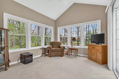 642 W Woodlawn Avenue, Hastings, MI 49058 - Photo 13