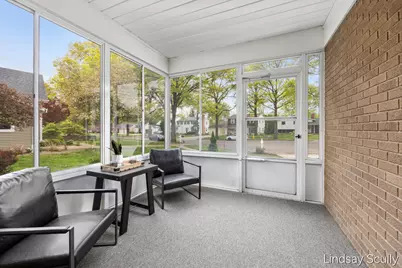 2062 Britton Court SE, Grand Rapids, MI 49546 - Photo 3