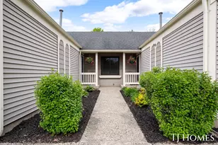 2466 Bridgeport Ln SE, Grand Rapids, MI 49508 - Photo 27