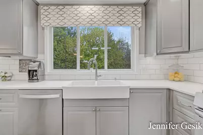 5395 Hartfield Court SE, Ada, MI 49301 - Photo 11