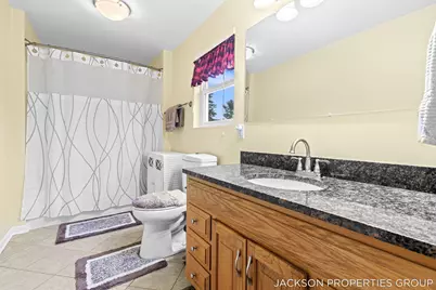 218 N Jackson Street, Spring Lake, MI 49456 - Photo 41