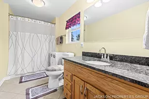 218 N Jackson St, Spring Lake, MI 49456 - Photo 41