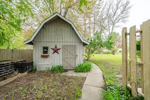 3104 E Apple Ave, Muskegon, MI 49442 - Photo 27