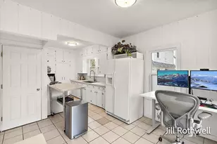 651 Alger St SE, Grand Rapids, MI 49507 - Photo 11